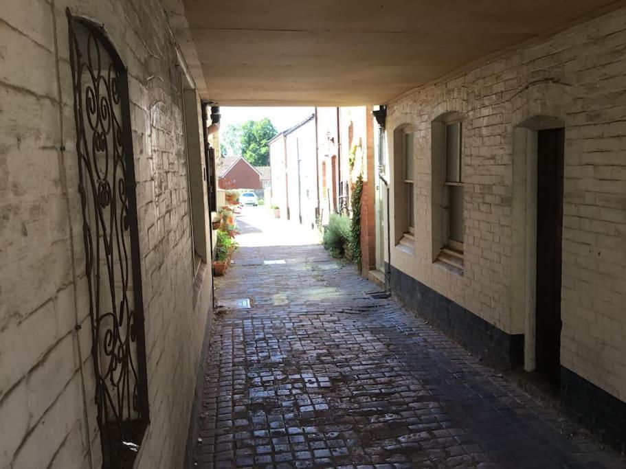 Beautiful Mews Cottage. Ledbury Town Centre. Eksteriør billede